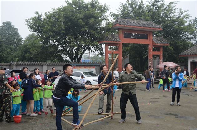亲子同游,亲近自然——记棠外实验幼儿园中大班秋游社会实践活动
