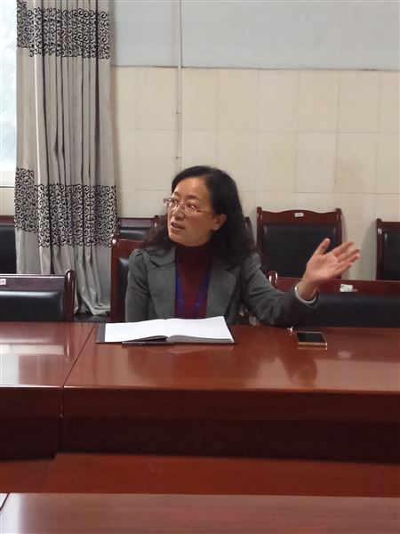 高瞻远瞩指方向,身体力行勤指导——记棠外附小班主任杨梅工作室第二次活动