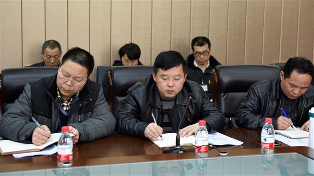 特邀专家精诚指导,建设教师发展课程