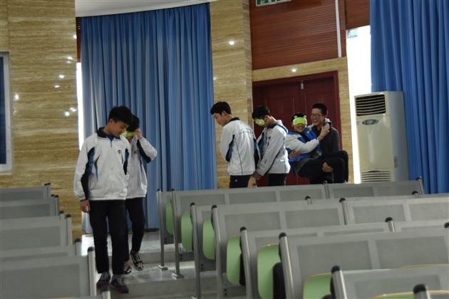 取人之长,补己之短——棠外初二开展心理团体辅导主题活动