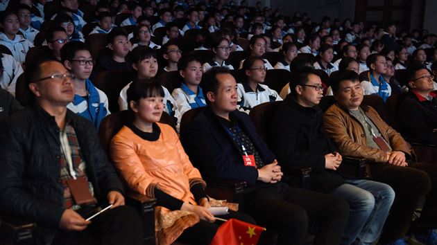 又是一年三月春,又是歌咏唱响时——棠外举行“相约春天,唱响校园”班级歌咏比赛