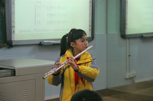 用交响演绎童话,用音乐奏响未来——棠外附小张依纯老师献课双流区小学音乐研培活动