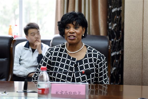 国际化“深度绽放”——我校与美国奥罗尔罗伯茨大学(ORU)签订合作备忘录