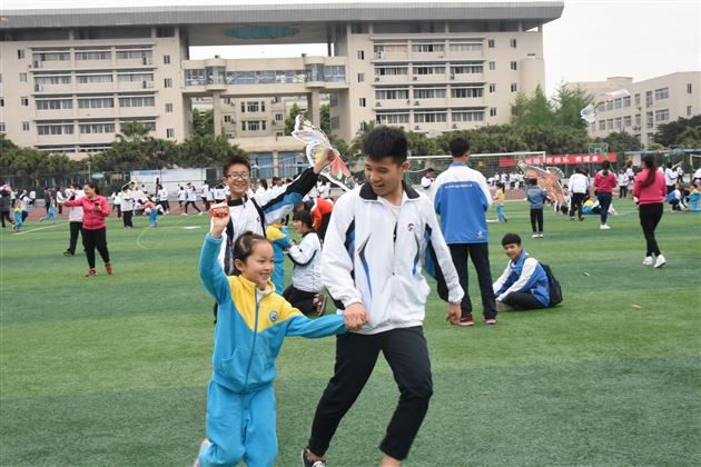 大手牵小手,我们一起成长——棠外实幼,棠外第二届“阳光风筝节”