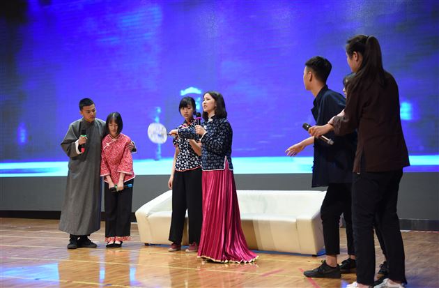 致敬经典 演绎人生——棠外高2015级话剧汇报演出成功举行