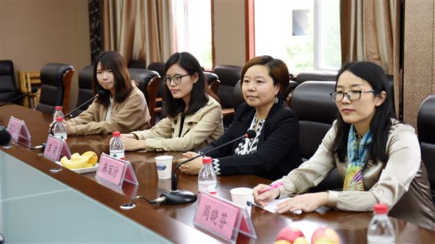 促进多语种课程建设,培养学生国际视野——外研社多语种图书赠书仪式与交流活动在棠外举行