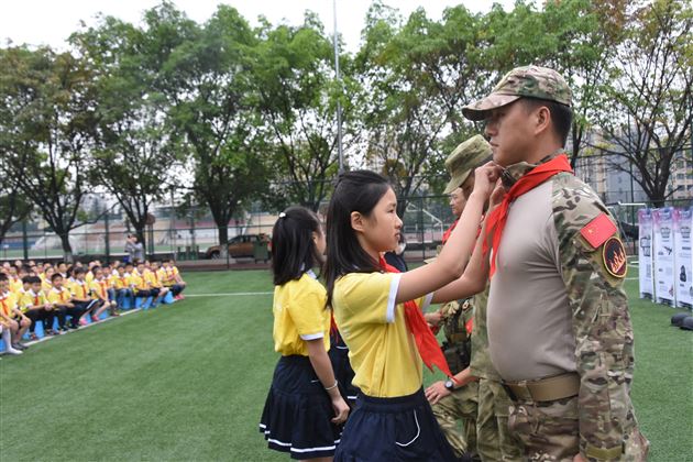 少年榜样 中国力量——记棠外附小五年级国防教育活动