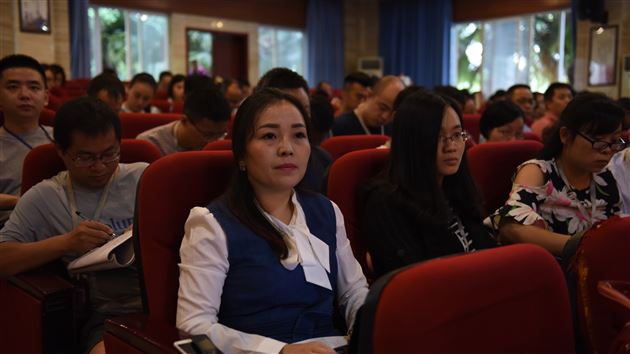 专家引领,更新观念,提前布局——棠外举行新教育专题培训会