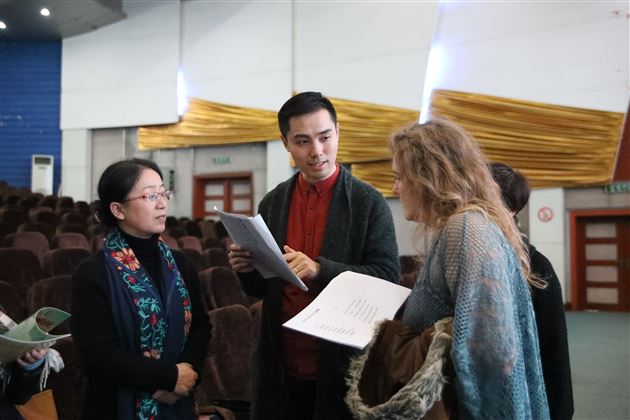 与著名美国诗人面对面——记棠外附小诗歌分享会