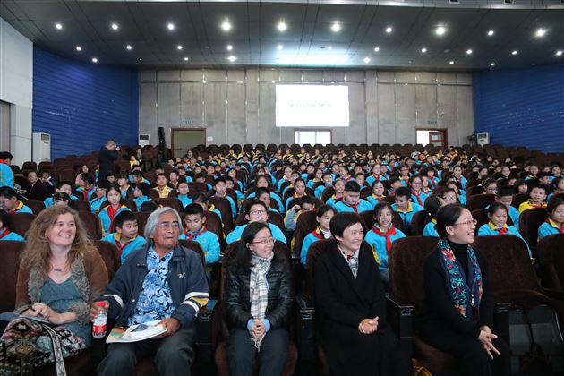 与著名美国诗人面对面——记棠外附小诗歌分享会