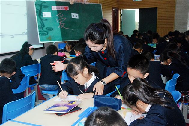 棠外附小周露伊老师献课双流区小学品社教研活动