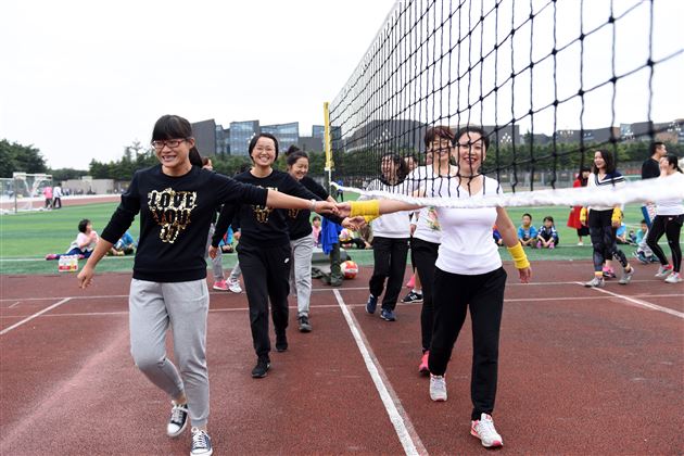 快乐健体齐上阵,教工运动促和谐——记棠外教职工球类运动会