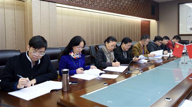 新时代,新思想,新征程,以党的十九大精神引领和推动学校更好发展——棠外党总支召开学习贯彻落实十九大精神工作会