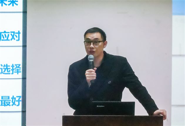 展示修身班会 开展学法指导——棠外名师受邀送教西昌一中俊波外国语学校