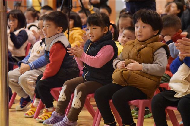 深航带你去飞行——航空儿童立体书走进棠外实验幼儿园