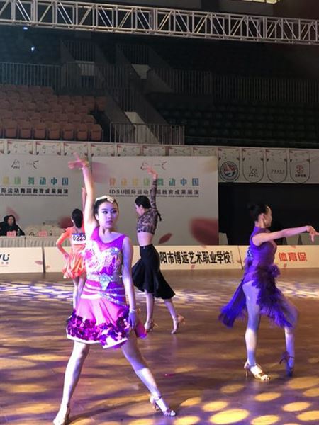 争奇斗艳赛场夺魁——棠外拉丁舞队参加四川省学生运动舞蹈联赛总决赛创佳绩