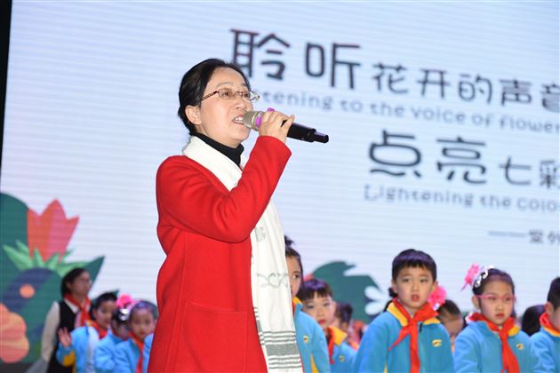 聆听花开的声音 点亮七彩的童年——棠外附小隆重举行2017级学生入学百日庆典活动