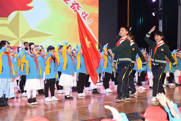 聆听花开的声音 点亮七彩的童年——棠外附小隆重举行2017级学生入学百日庆典活动