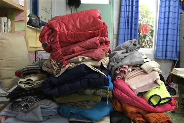 这个冬天不太冷——记棠外初三年级组捐赠甘肃省陇西县贺家川村小学活动