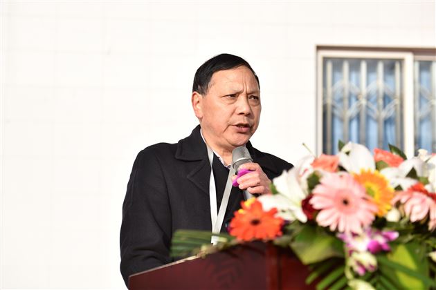 又是一年春光好 正当扬帆起新程——棠外举行2017-2018学年度下期开学典礼暨第108个国际劳动妇女节庆祝表彰大会