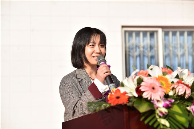 又是一年春光好 正当扬帆起新程——棠外举行2017-2018学年度下期开学典礼暨第108个国际劳动妇女节庆祝表彰大会