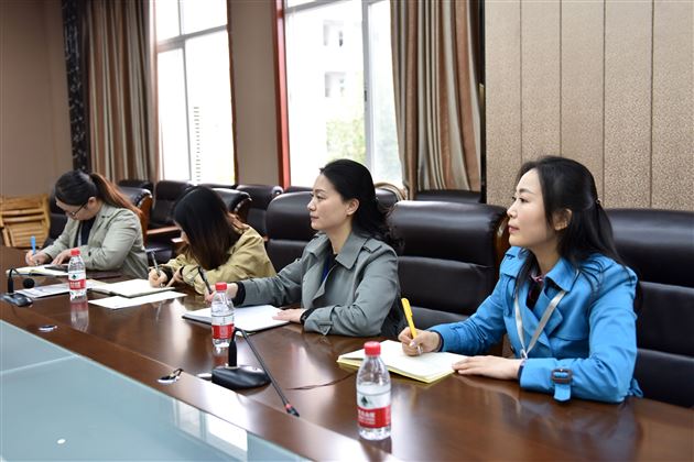 加拿大名校洛威尔学校校长一行莅临棠外