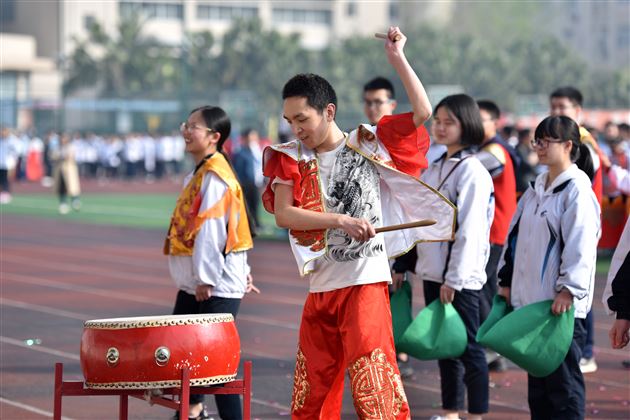 塑文化之魂,强体魄之本,展青春之采,育栋梁之才——棠外高中部第十五届田径运动会盛大举行