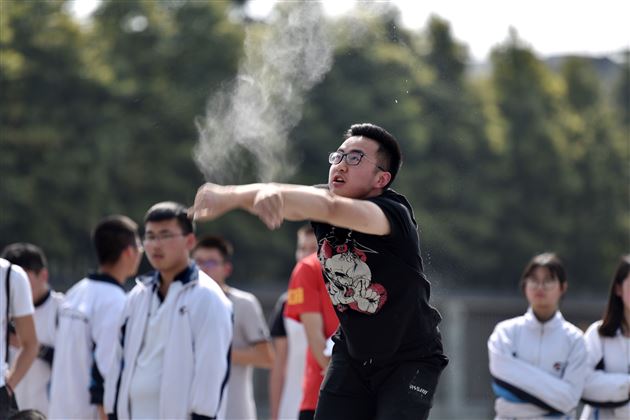 塑文化之魂,强体魄之本,展青春之采,育栋梁之才——棠外高中部第十五届田径运动会盛大举行