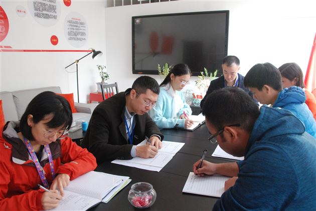 明晰职责,凝心聚力,打造“党员之家”——棠外党委第一支部召开支委工作会议