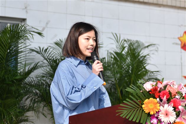 激扬学子意气 奏响青春乐章——棠外举行初2015级中考冲刺誓师大会