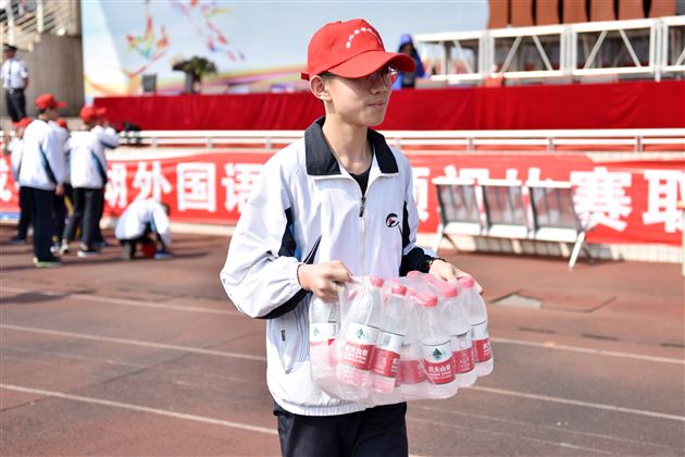 棠外青年志愿者助力全国青少年校园足球联赛(西南赛区)