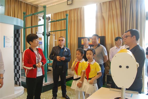 校长团来校参观收获满满直点赞——沈阳市校长团来棠外附小参观交流