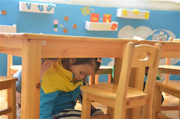 生命第一安全避险——棠外实验幼儿园地震疏散演练顺利完成