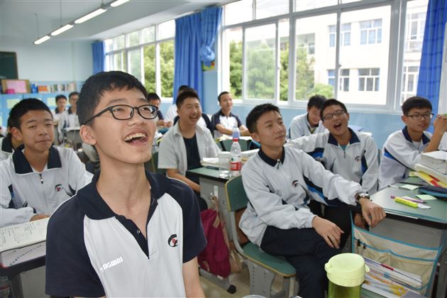 青春颜懵懂心——记棠外“525心理健康节”系列活动(一)