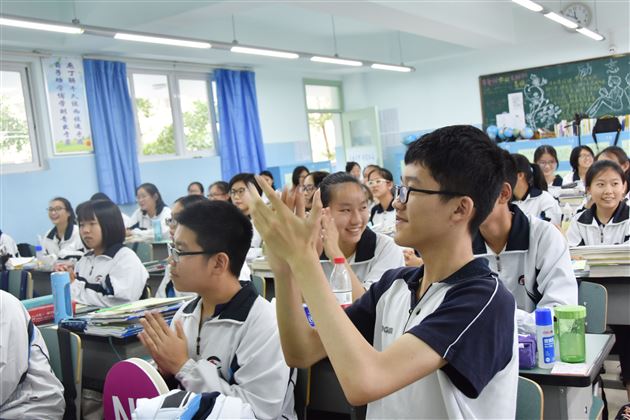 青春颜懵懂心——记棠外“525心理健康节”系列活动(一)