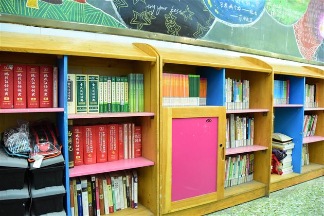 谁更洁净谁更美谁更具有文化味——棠外初中部开展班级文化、清洁卫生全面检查评比