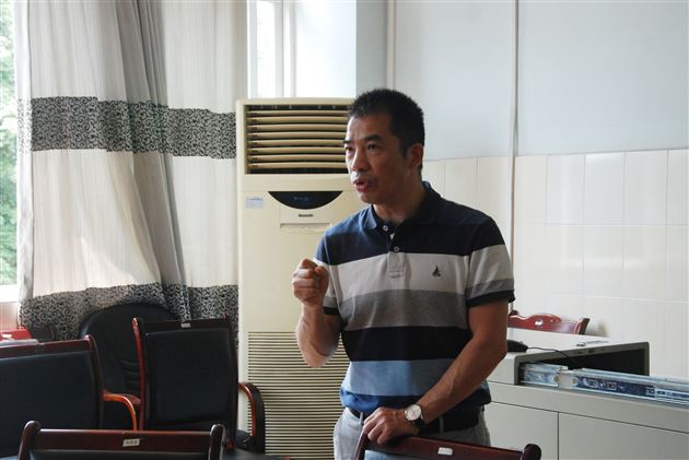 提升思维品质聚焦深度学习——成都市教科院张碧荣所长莅临我校指导