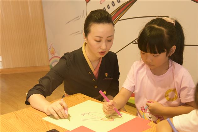 超级飞侠来啦——棠外实验幼儿园开展乘机安全知识进校园活动