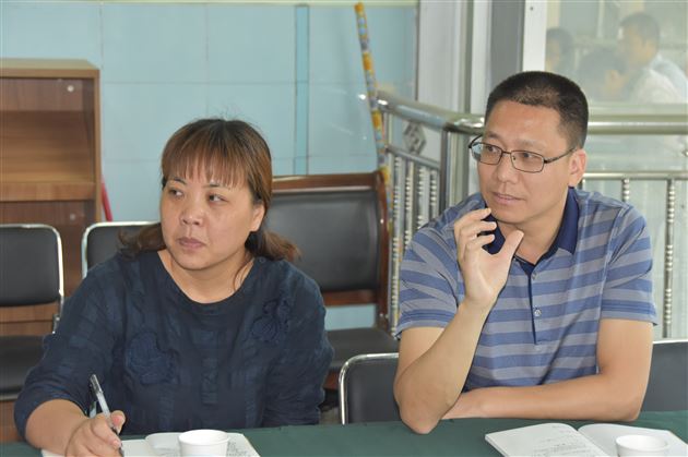 把握课堂教学领悟教学衔接——记棠外初高中政治组联合教研活动暨西华师范大学政治与行政学院交流活动