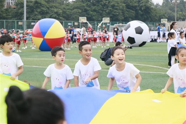 爱在毕业季——棠外实验幼儿园2018届毕业庆典