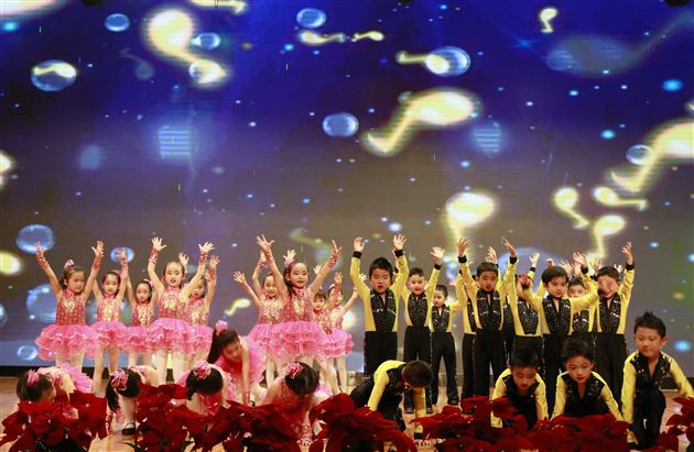 爱在毕业季——棠外实验幼儿园2018届毕业庆典