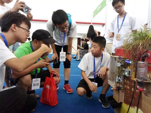 科技新星逐鹿贵阳棠外少年连战皆捷——我校学子参加第十八届中国青少年机器人竞赛暨2018世界青少年机器人邀请赛捷报频传