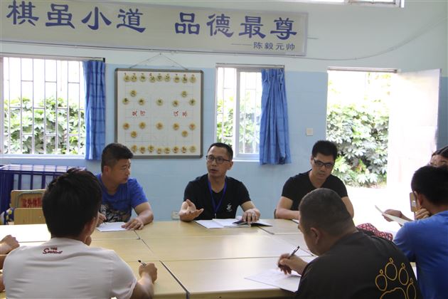 未雨绸缪备战中考全面提升一专多能——我校初中部举行体育组教学研讨会