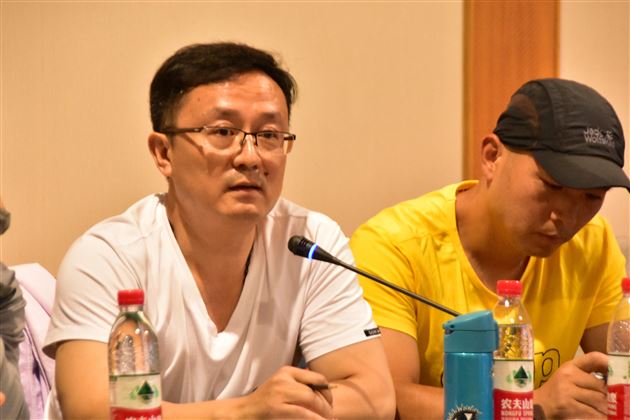 聚力前行勇攀高峰——记棠外音体美教师拓展活动