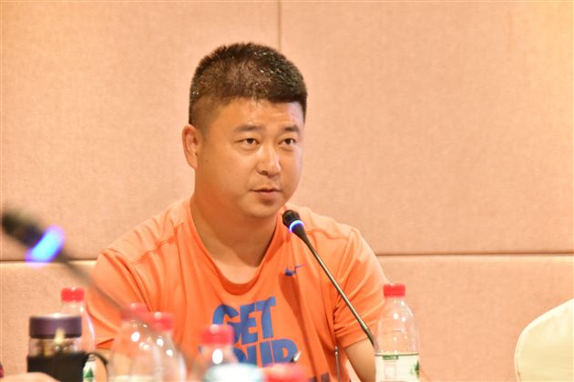 聚力前行勇攀高峰——记棠外音体美教师拓展活动