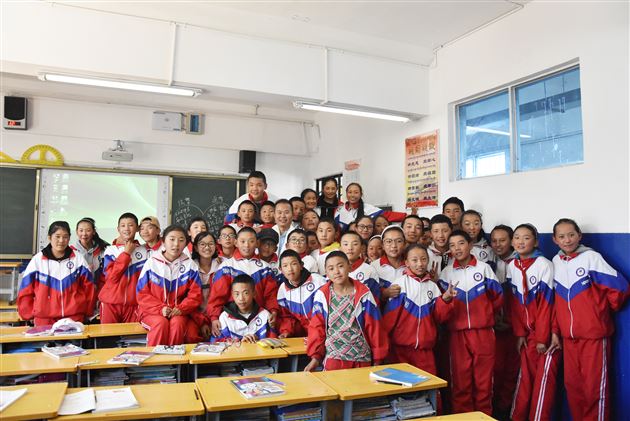 情系民族教育友谊之树开新花——棠外初中政治组袁成老师受西藏自治区教育厅邀请为拉萨市道德与法治教师作师资培训