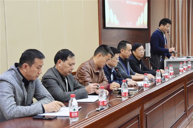凝心聚力迎势起航——我校初2016级举行初三教育教学工作大会