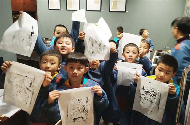 职业初体验小镇趣味多——记棠外附小一年级秋季社会实践活动
