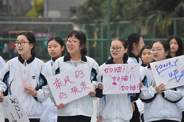 彰显青春活力展我球场风采——我校初中部“篮球技巧大赛”圆满结束