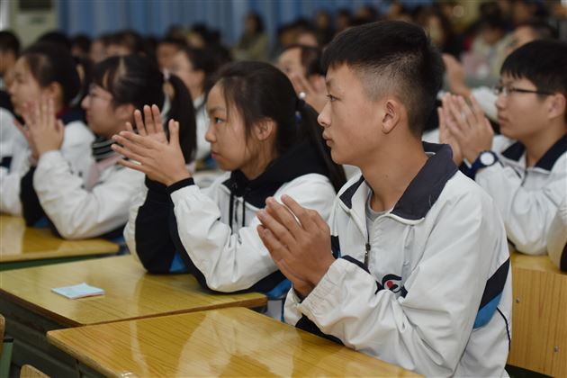 成都市2018年优秀教育科研成果现场推广会在棠外隆重举行